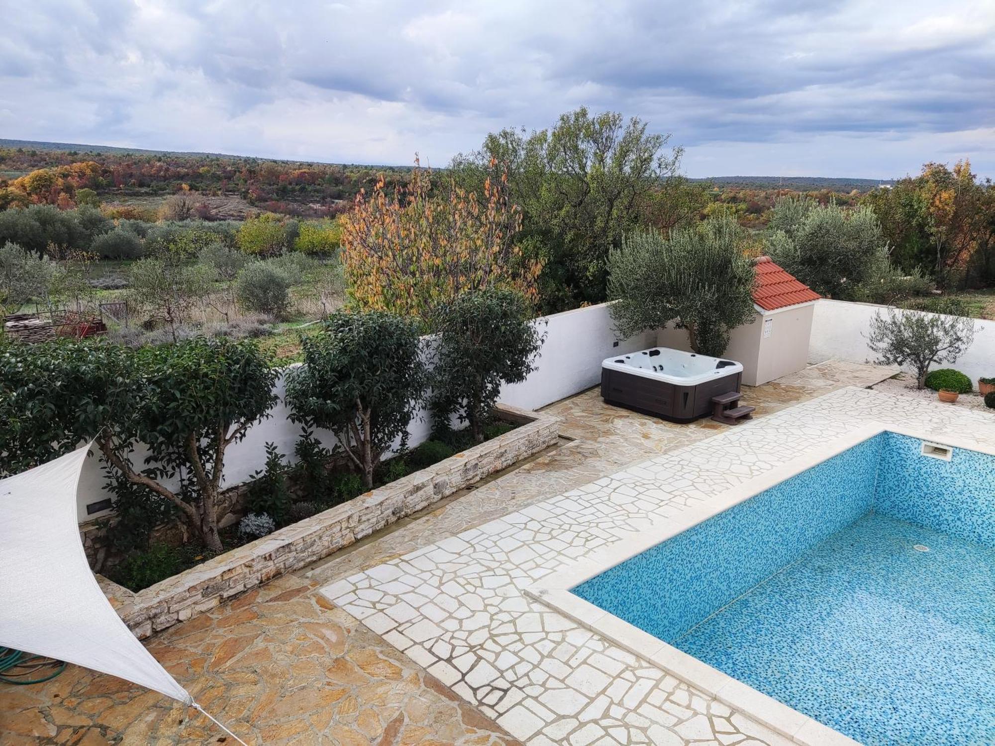 Luka Villa Pridraga Ruang foto