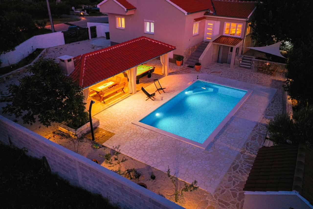 Luka Villa Pridraga Bagian luar foto