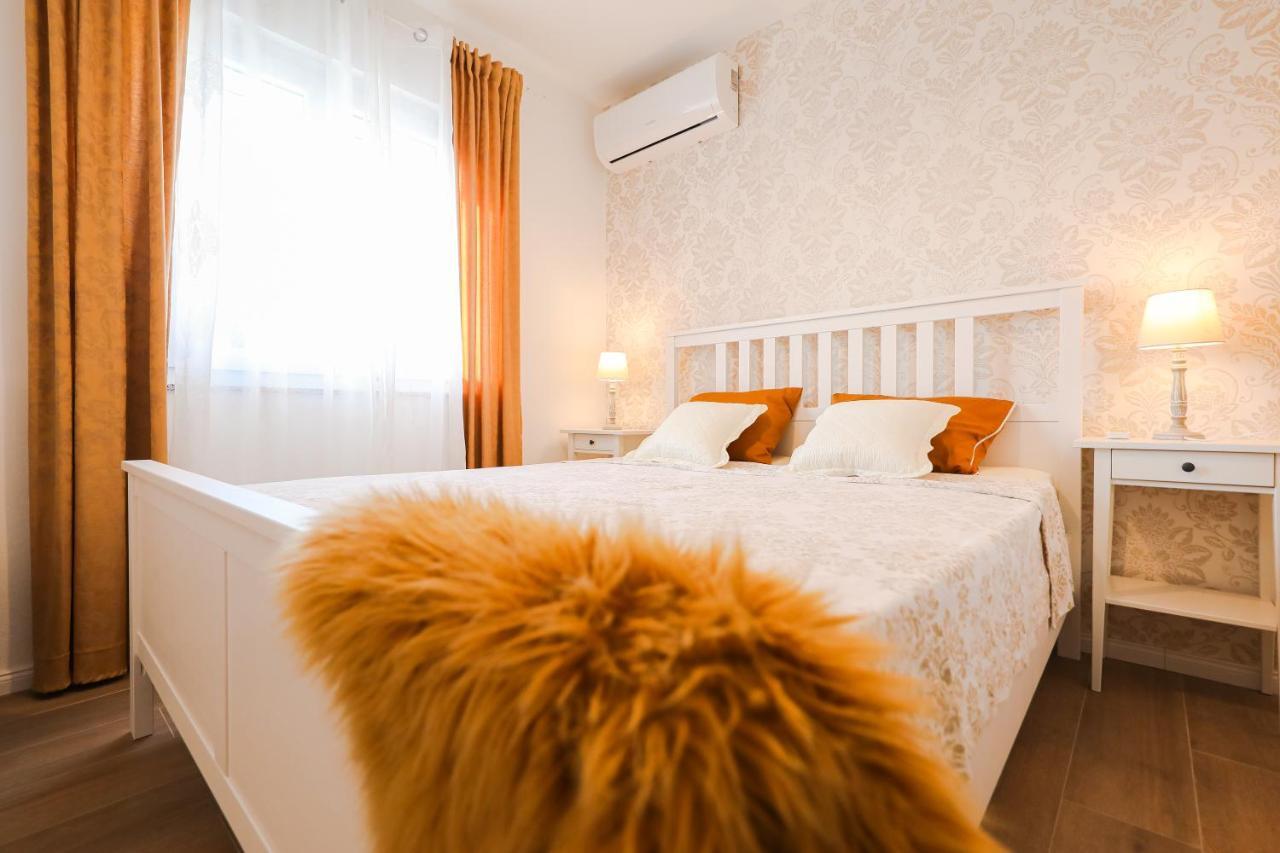 Luka Villa Pridraga Bagian luar foto